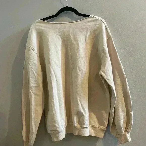 Urban Outfitters UO NYC BROOKLYN Sweatshirt Oversized Relax Fit Cream Pullover - Picture 8 of 11